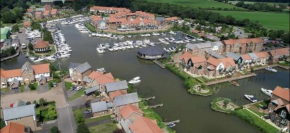 Beautiful 4Bed House Burton Waters Marina Lincoln
